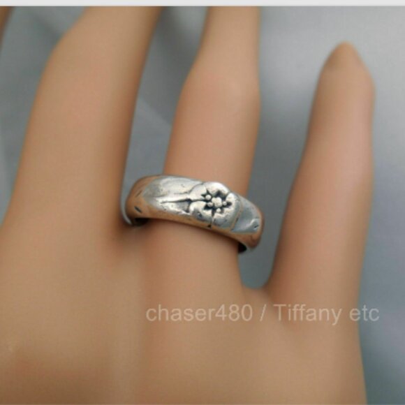 TIFFANY & Co. Nature Rose Flower Ring  Rare - Sterling Silver Sz 5.5 - Picture 1 of 4